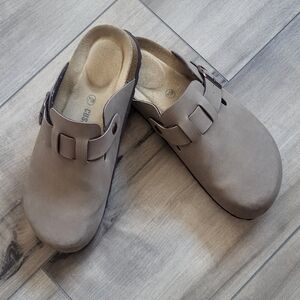 Cushionaire Hana Mules